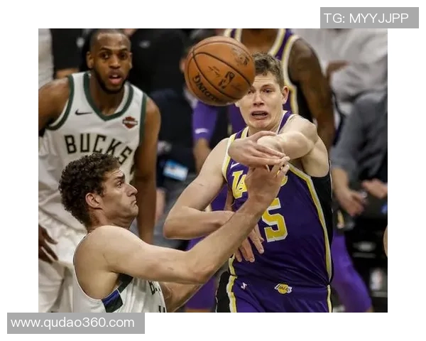 20200307湖人对阵雄鹿精彩比赛回顾与全场录像分析